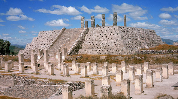 ca  1950-1980, Tula, Hidalgo, Mexico --- Temple of Quetzalcoatl in Tula --- Image by   Paul Almasy CORBIS